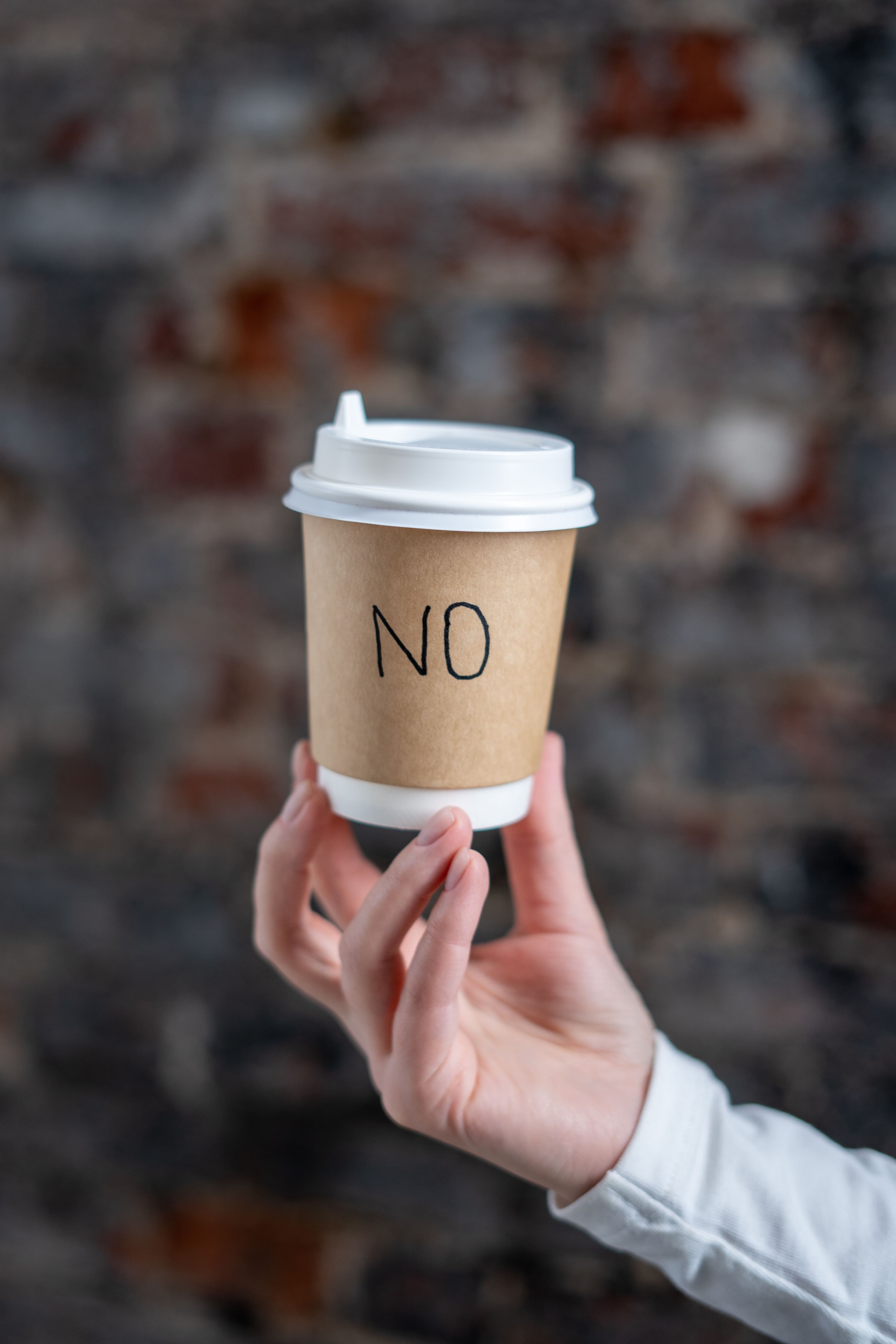 Refuser de vendre à un professionnel : quelles limites ?